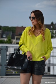 Neon Sweater | NEON Sweater | Style my Fashion